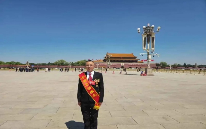 勞模故事｜“刀鋒舞者”20年！趙小東從一線工人煉成全國勞模